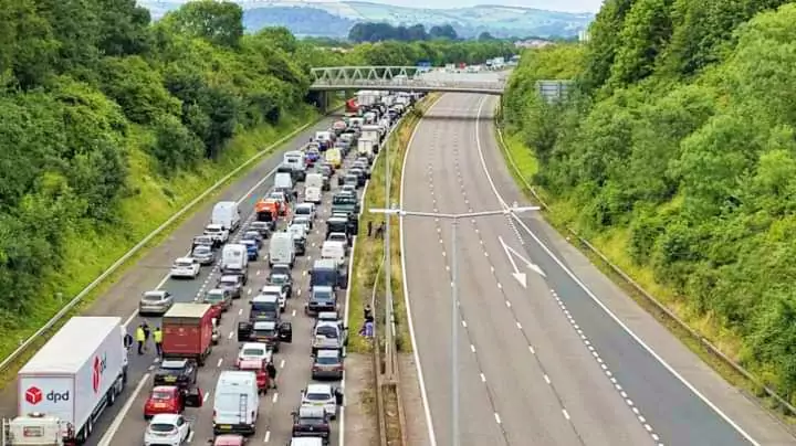 Car Lost Tire at M5 | Two Man Injured | Accident Created Traffic Jam