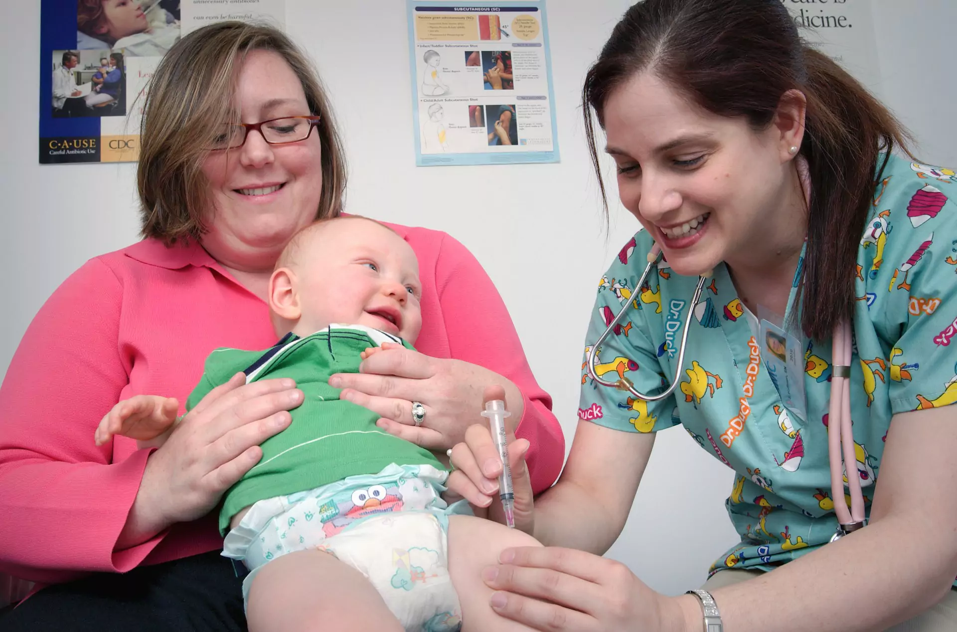 NHS Introduces RSV Vaccination for Pregnant Women and Seniors in UK