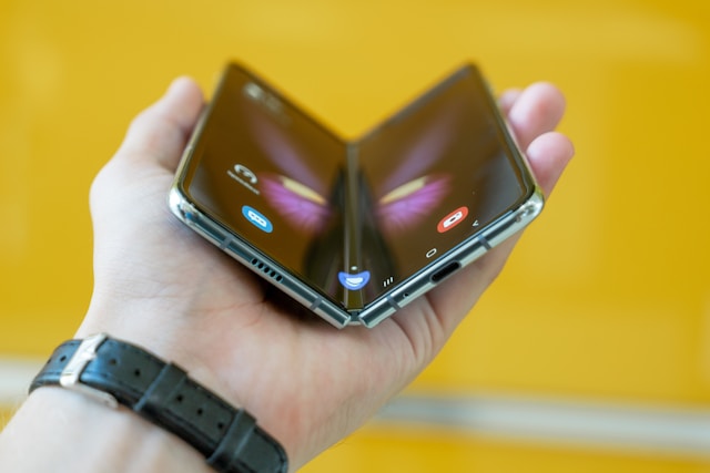 foldable smartphones made up 8% of all Android smartphone sales.